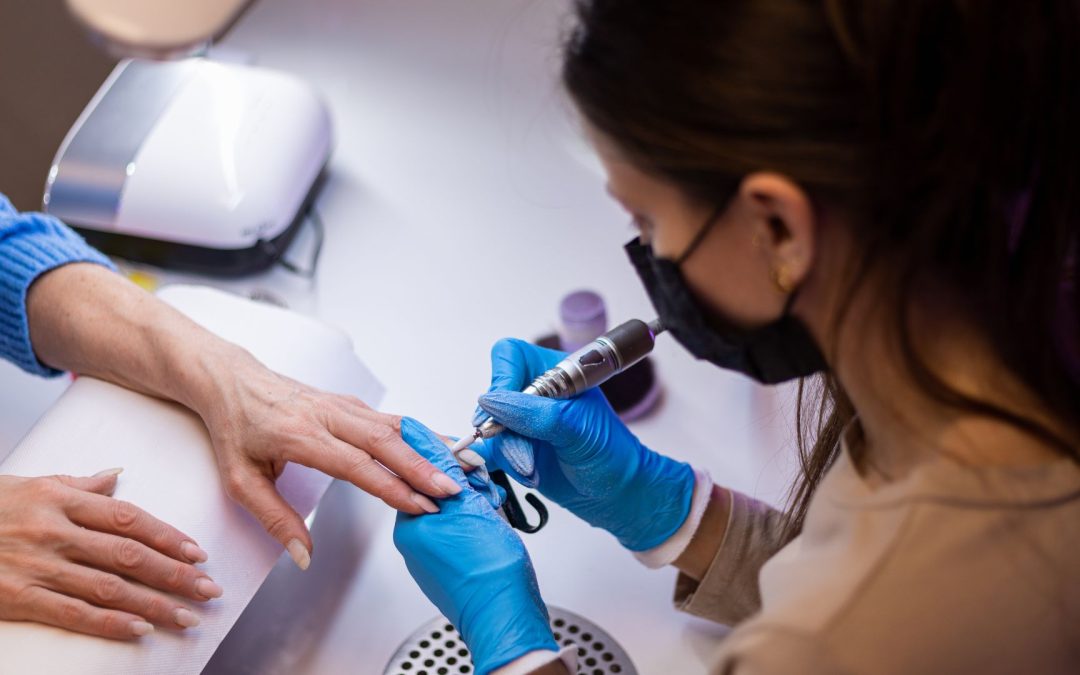 How to Become a Nail Technician in Los Angeles: Manicuring School, Licensing, and Career Options